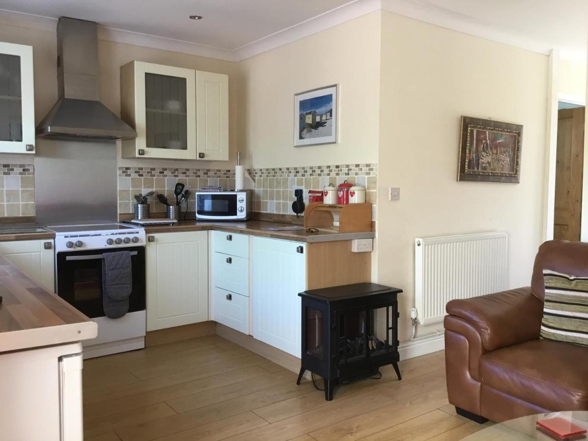 Gower Bungalow Mumbles Extérieur photo